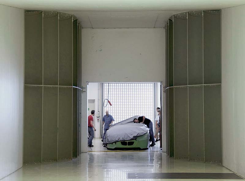 Windkanaluntersuchung am Wasserstoff-Rekordfahrzeug H2R