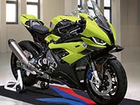 BMW Motorrad präsentiert die BMW M 1000 RR als Jubiläumsmodell M RR 50 Years M.
