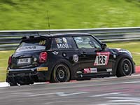 MINI John Cooper Works 1to6 Edition des Bulldog Racing Teams überzeugt beim 24h-Rennen auf dem Nürburgring.