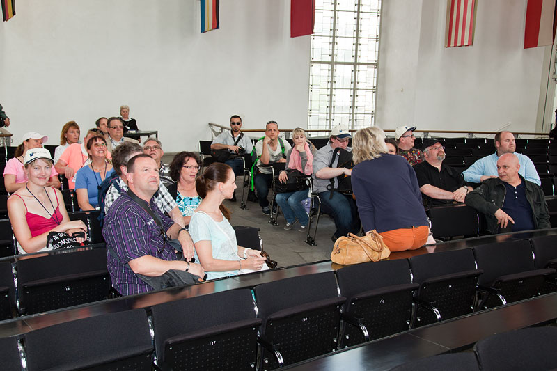 7-forum.com Jahrestreffen 2013: Teilnehmer in der Pauluskirche Frankfurt