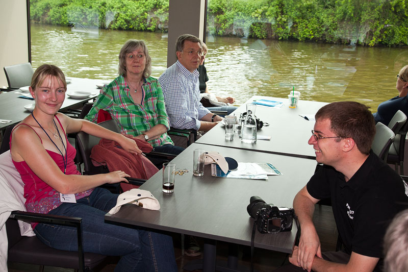 im Ausflugsschiff auf dem Main