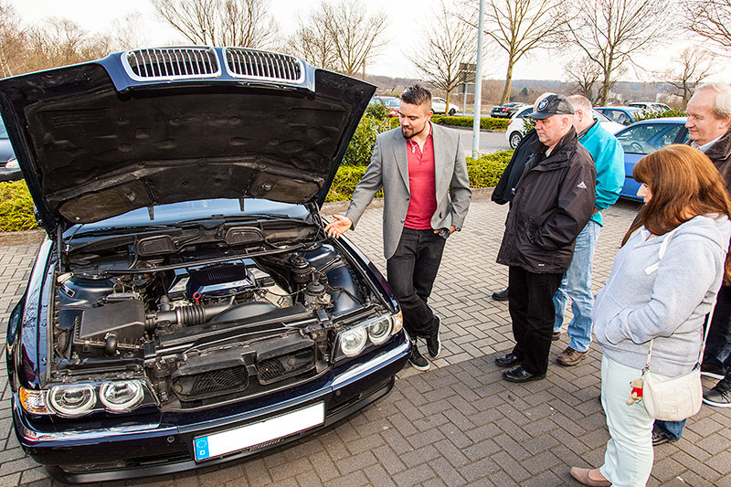 BMW 730i (E38) von Alain ('Alien') beim Rhein-Ruhr-Stammtisch i April 2015