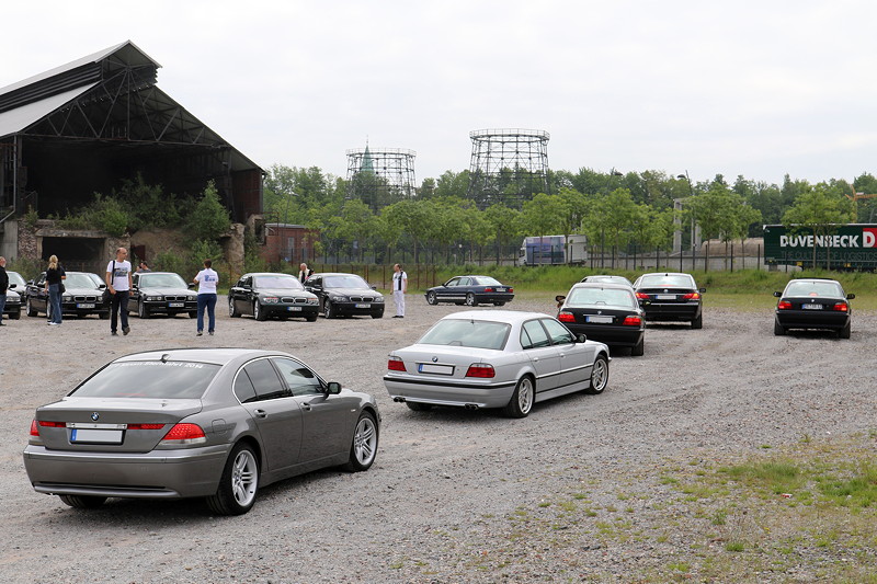 Positionierung zum Gruppenfoto auf Phoenix West in Dortmund