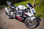 Rhein-Ruhr-Stammtisch im April 2016: Alain ('Alien') kam mit seinem Motorrad zum Stammtisch