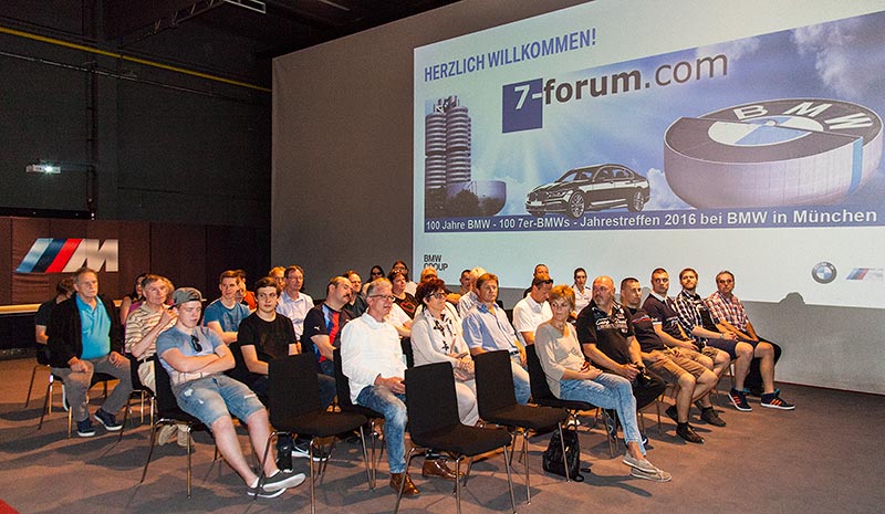Besuch im BMW M Studio, Vorstellung der BMW M GmbH von Fabian Bolender, Gruppe 1