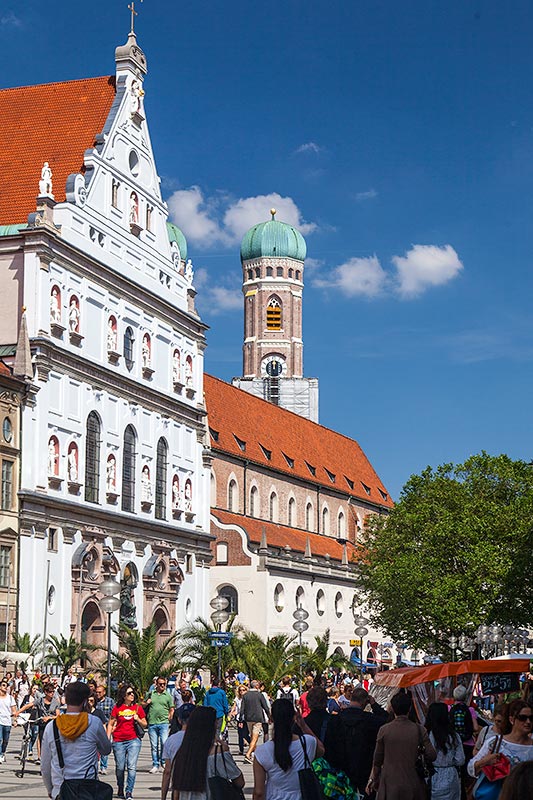 Blick in die Kauffinger Strae mit Frauenkirche im Hintergrund