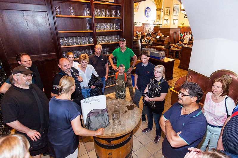 Teilnehmer im Ma�krugtresor, Hofbr�uhaus M�nchen