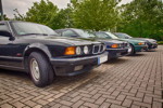 Rhein-Ruhr-Stammtisch im Juli 2017, vorne mit dem BMW 750iL (E32) von Klaus ('ahrends')