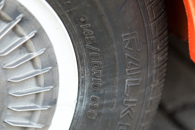 Goggomobil TS 250 Coup� von Ralf ('asc-730i') auf 10 Zoll R�dern mit 145/80 R10 Bereifung.