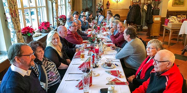 Rheinischer 7er-Stammtisch im Lokal 'Vater Rhein' Dormagen-Stürzelberg.