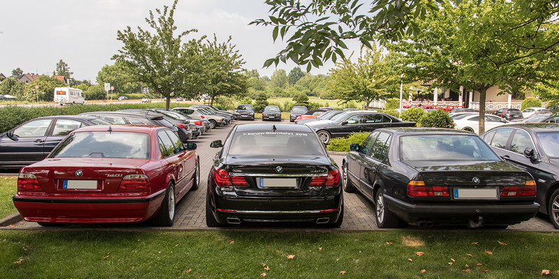 200. Rhein-Ruhr-Stammtisch: BMW 740i (E38) von J�rg ('Imola 2'), BMW 740d xDrive (F01) von Karl-Heinz ('fuat') und BMW 750i (E32) von Heiko ('Heiko237')