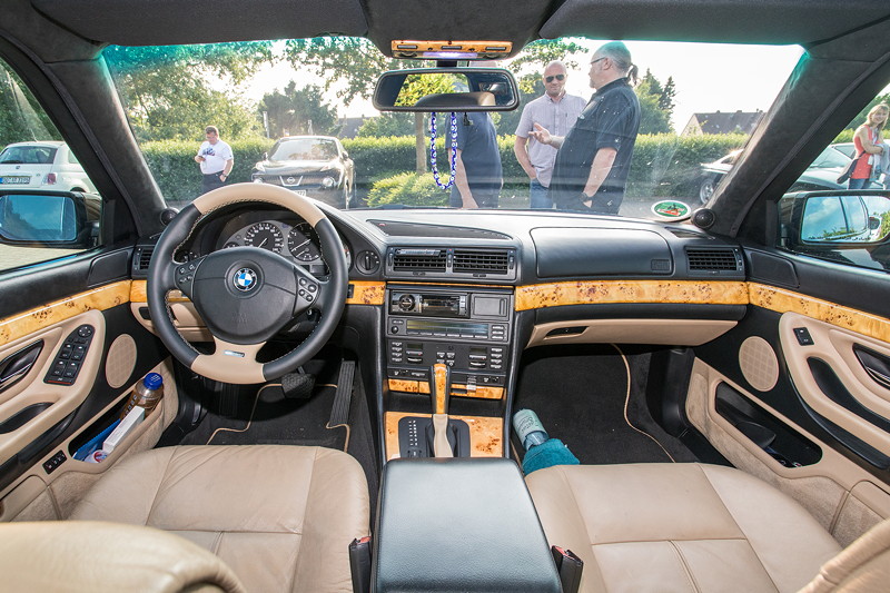 BMW 730i (E38) von Ralf ('Ralle735iV8'), Interieur vorne, mit hellem Leder und Pappelholz