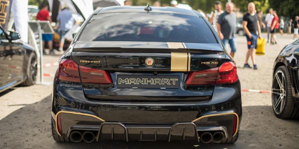 Manhart Peformance präsentierte u. a. seinen ganz neuen MH-700 auf der BMW Scene Show.