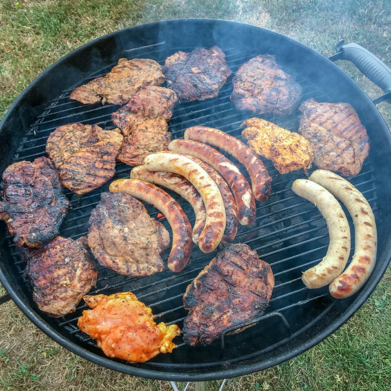 Poolparty bei Ralf ('Ralle735iV8') im Garten am Samstagabend: es wurde gegrillt