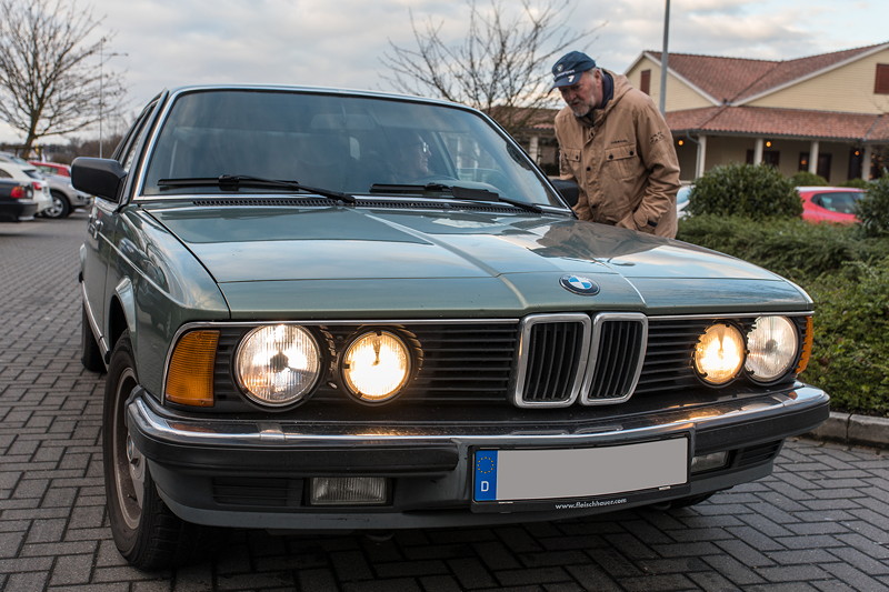 Rhein-Ruhr-Stammtisch im Februar 2019, BMW 732iA (E23) von Viktor ('Zuwack'), mit Peter ('TurboPeter')