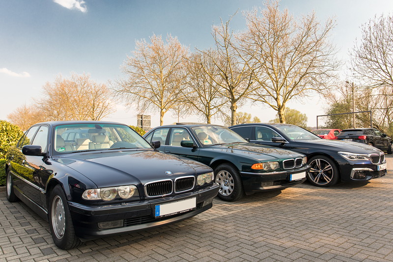 BMW 740i (E38) von Michael ('mikel2002rot'), BMW 728i (E38) von Gregor ('leopold456') und der BMW 730Ld (G12) von Christian ('Christian').