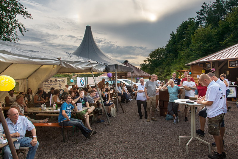 100. BMW 7er S�dhessen Stammtisch: Tombola am Nachmittag.