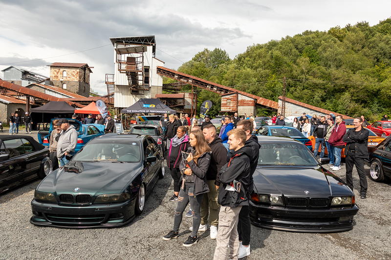 BMW Power Day 2021 in Enspel. Pokalvergabe am Nachmittag, Zuschauer.