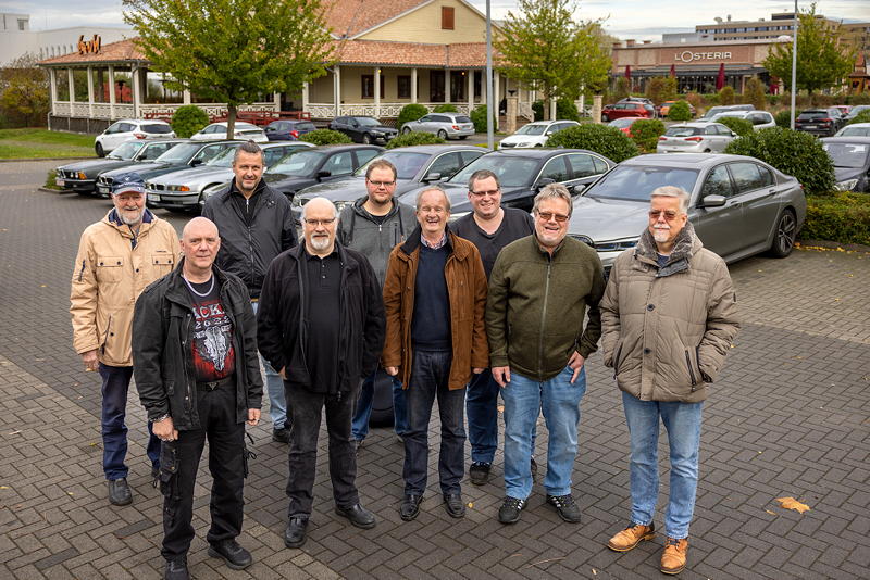 Rhein-Ruhr-Stammtisch im November 2022: Gruppenfoto der Teilnehmer