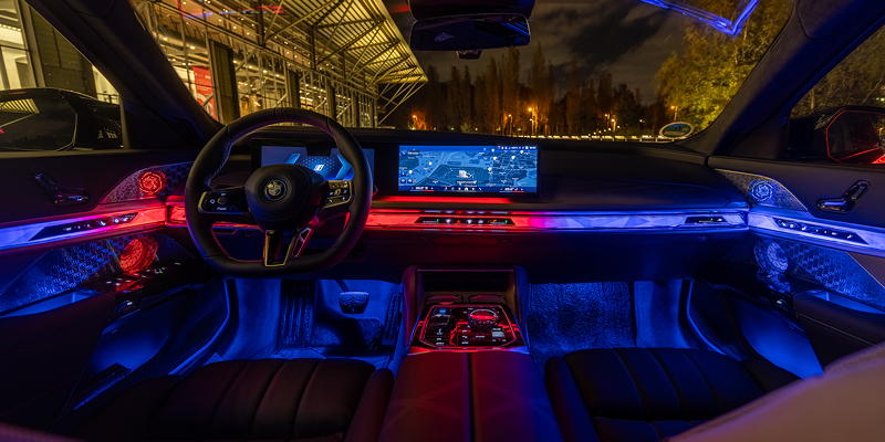 249. Rhein-Ruhr-Stammtisch im November 2023: BMW i7 M70 xdrive (G70), Interieur vorne