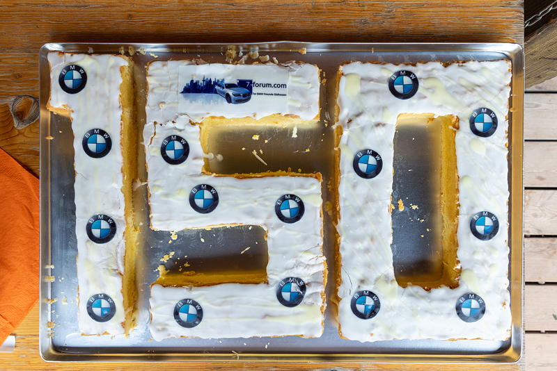  150. Treffen der 7er BMW Freunde S�dhessen: Jubil�umskuchen, gebacken von Christiane