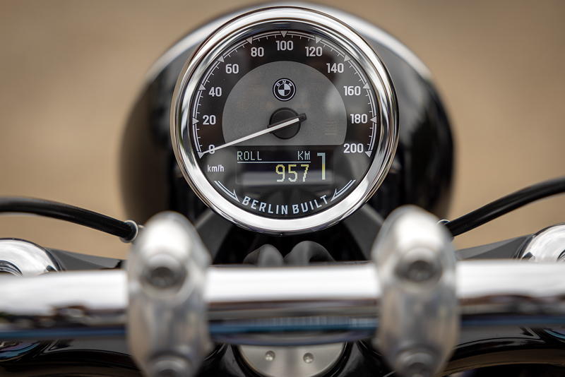 256. Rhein-Ruhr-Stammtisch im Juni 2024: BMW R18 von Daniel ('Fosgate'), Tachometer
