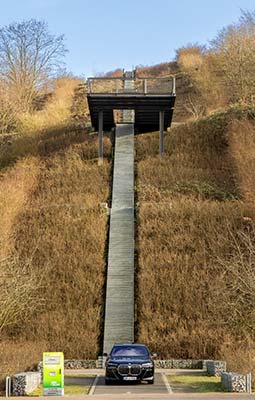 Himmelsstiege zur Halde Hoheward, gesehen vom Doncaster Platz aus