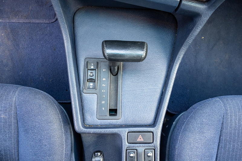 Rhein-Ruhr-Stammtisch im September 2025: BMW 730i (E32) von Patrizia ('jp730'), Mittelkonsole