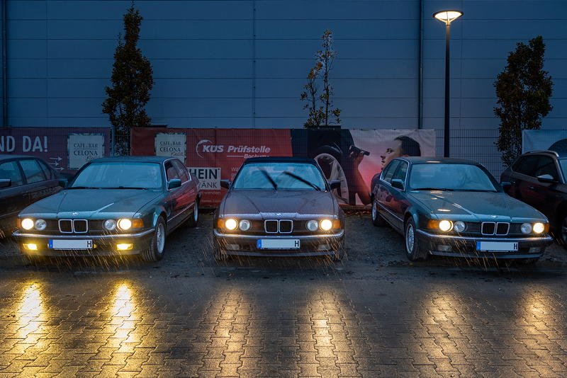Rhein-Ruhr-Stammtisch im November 2025: 3x BMW 730i (E32), alle aus dem Baujahr 1991