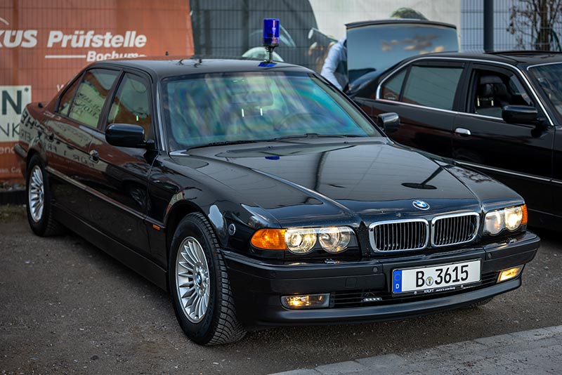 277. Rhein-Ruhr-Stammtisch: BMW 750iL High Security (E38) von Alexander ('Highliner')