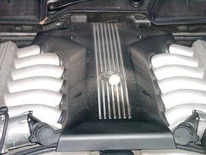 V12-Motor im BMW 7er, Modell E38