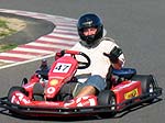 Rudi („rednose”) im Kart auf der Michael Schumacher Kartbahn