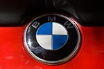 BMW-Logo auf der Heckklappe unterhalb des Heckspoilers