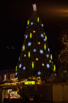 der größte Weihnachtsbaum Deutschlands auf dem Weihnachtsmarkt in Dortmund