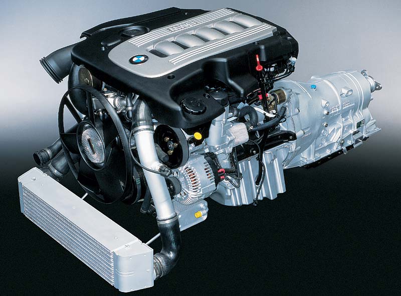 Foto BMW 6Zylinder Dieselmotor (160kW/500 Nm) mit 6Gang