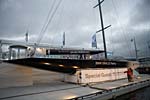 BMW ORACLE Racing Trainingsboot zu Gast im BMW Bootshafen
