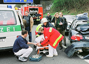 Erste Hilfe am Unfallort