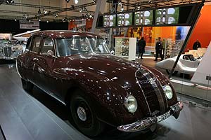 Horch 930 S Stromline, mit V8-Viertakt-Motor, 92 PS, Gesamtproduktion: 6 Stck