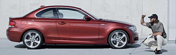 Alex Cejka studiert das BMW 135i Coup�