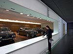 Ausstellungsraum „BMW 7er” im BMW Museum München
