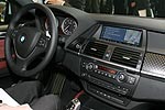 BMW X6, Cockpit mit Internet auf dem Bord-Monitor