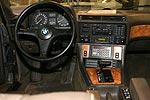 Cockpit und Mittelkonsole im BMW 745iA Executive