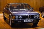 BMW 745i, Bauzeit: 1980-1986, Stückzahl: 16.031, 6-Zyl.-Reihenmotor, Hubraum: 3.205 ccm (ab 1983: 3.430 ccm), 252 PS bei 5.200 U/Min., vmax: 220 km/h (ab 1983: 227 km/h) 