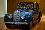 BMW 335, Bauzeit: 1939-41, Stückzahl: 233, 6-Zyl.-Reihenmotor, Hubraum: 3.485 ccm, 90 PS bei 3.500 U/Min., vmax: 145 km/h 