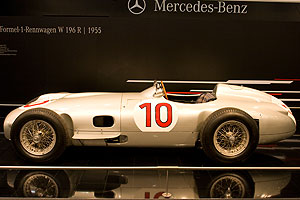 Mercedes-Benz Silberpfeil W 196 R auf der Techno Classica 2009