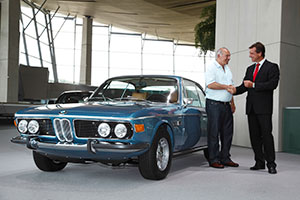Auslieferung des restaurierten BMW 3.0 CSi.