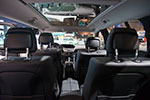 Binz 6-Door-Limousine, Innenraum mit sieben vollwertigen Sitzplätzen, und großem Panorama Glasdach.