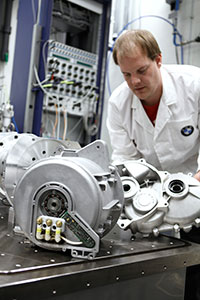 BMW Group Entwicklung elektrischer Antrieb: BMW Group Entwicklung elektrischer Antrieb: E-Maschine und Untersetzungsgetriebe