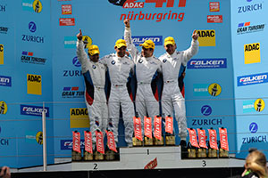 Siegerehrung nach dem BMW-Sieg beim 24-Stundenrennen am Nürburgring