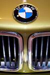  BMW 730 (Modell E23), BMW Emblem auf der Motorhaube